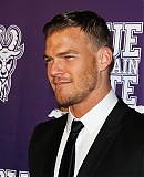 54-_Alan_Ritchson_Daily.jpg