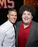 6-_Alan_Ritchson_Daily.jpg