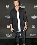 10_-_Alan_Ritchson_Daily.jpg