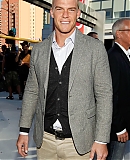 2010_MTV_Video_Music_Awards_-_Arrivals.jpg