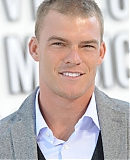 2010_MTV_Video_Music_Awards_-_Red_Carpet_28129.jpg