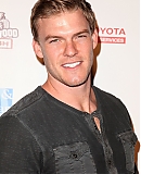 2nd_Annual_Hollywood_Rush_Benefiting_The_Baby_Dragon_Fund_-.jpg