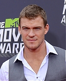 Actor_Alan_Ritchson_arrives_for_The_MTV_Movie_Awards_at_Sony.jpg