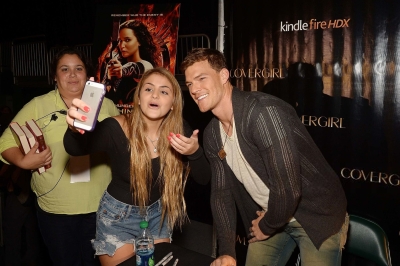 The_Hunger_Games__Catching_Fire_Victory_Tour_-_Miami_281529.jpg
