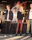 The_Hunger_Games__Catching_Fire_Victory_Tour_-_Miami_28329.jpg