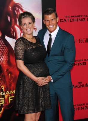 Alan_Ritchson___Catherine_Ritchson_attending_the_Hunger_Game.jpg