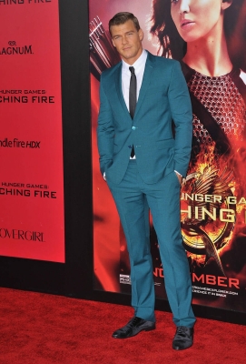 Alan_Ritchson__arriving_at_the_The_Hunger_Games-_Catching_Fi_28429.jpg
