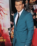 Alan_Ritchson__arriving_at_the_The_Hunger_Games-_Catching_Fi_28229.jpg