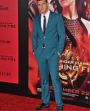 Alan_Ritchson__arriving_at_the_The_Hunger_Games-_Catching_Fi_28829.jpg