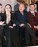 Atelier_Versace___Front_Row_-_Paris_Fashion_Week_-_Haute_Cou_281729.jpg