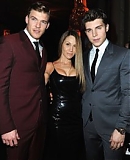 Atelier_Versace___Front_Row_-_Paris_Fashion_Week_-_Haute_Cou_28229.jpg