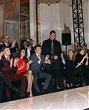 Atelier_Versace___Front_Row_-_Paris_Fashion_Week_-_Haute_Cou_28329.jpg