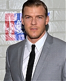 Hollywood_Stands_Up_To_Cancer_Presented_By_The_Entertainment_28329.jpg