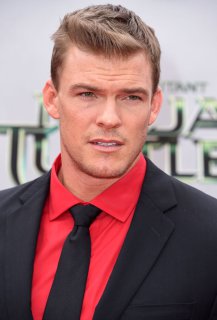 Teenage_Mutant_Ninja_Turtles_-_Los_Angeles_Premiere_-_Arri_28929.jpg