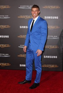 LA_Premiere_of_THE_HUNGER_GAMES__MOCKINGJAY___PART_2__Featur_28329.jpg