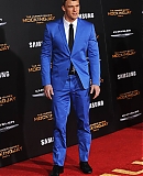 Alan_Ritchson_The_Hunger_Games__Mocking_Jay_-_Part_2_Los_A.jpg