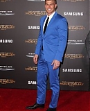 LA_Premiere_of_THE_HUNGER_GAMES__MOCKINGJAY___PART_2__Featur_28329.jpg
