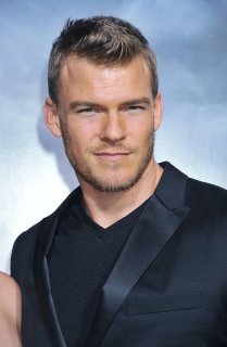 Alan_Ritchson_167_at_the_Project_Almanach_Premiere_at_the_TC.jpg