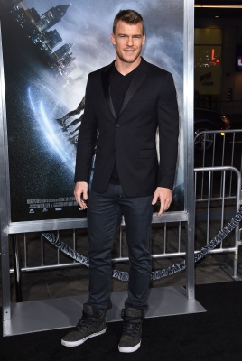 Project_Almanac_Los_Angeles_Premiere_28329.jpg