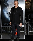 Alan_Ritchson_at_the_premiere_of__Project_Almanac__at_TCL_Ch.jpg