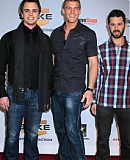 Darin_Brooks2C_Alan_Ritchson_and_Chris__Romanski__Romano_Spik.jpg